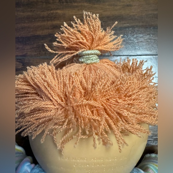 2004 Cabbage Patch Girl Doll Red Curly Hair, Blue Eyes Rare Collectible - Picture 16 of 16